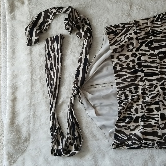 Banana Republic womens sz 18 halter cheetah zebra leopard lined top - Picture 7 of 12